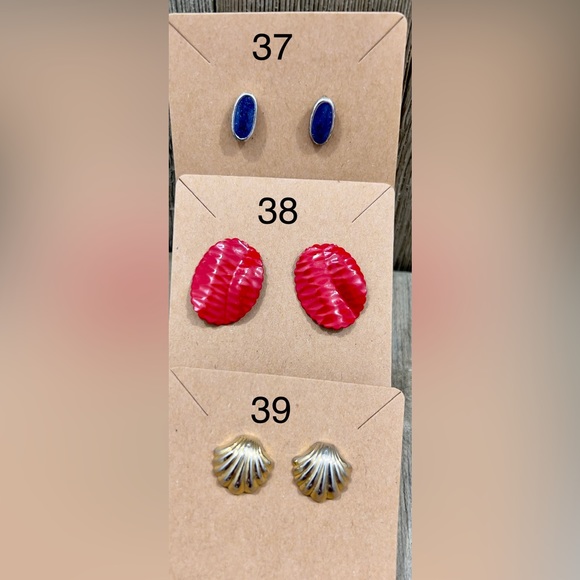 Vintage Earrings EACH SOLD SEPARATELY - Picture 11 of 13